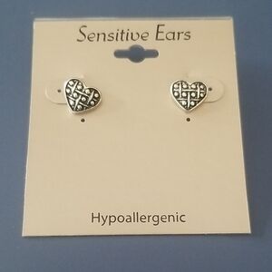 Hypoallergenic Heart Stud Earrings - Silver Tone